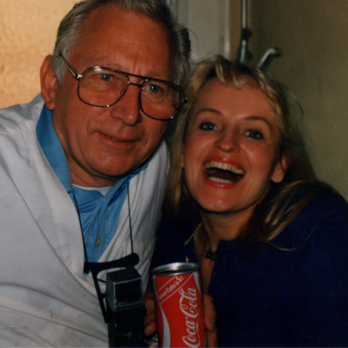 Maskenbildner Werner Keppler mit Hella Dietrich Werner Keppler, US‑amerikanischer Maskenbildner, gemeinsam mit Hella Dietrich